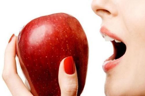 营养物质|早上不能吃苹果并不然,2段时间吃效果最大、越吃皮肤越好