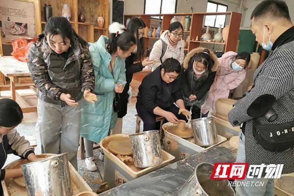  学校|湘江小学开展“习瓷艺承文化”校本研训活动