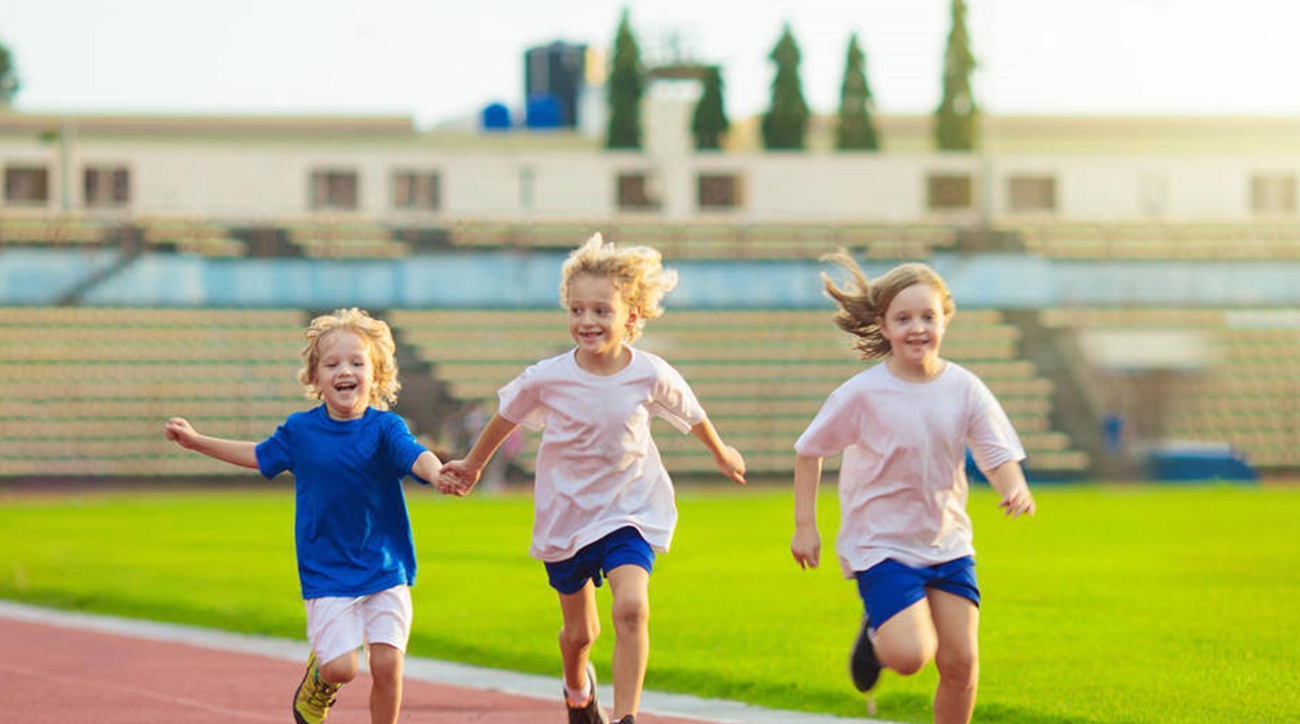 发育|冬季是孩子长个黄金期,家长做好3点,孩子长高个发育好!