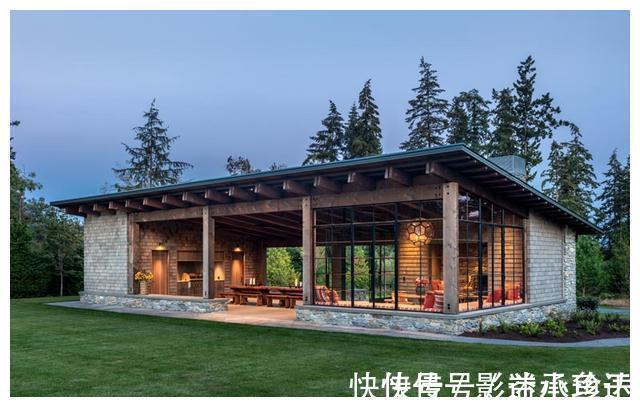 联排别墅|自建联排别墅设计，外观朴实无华，进门就被这种格局迷住了！