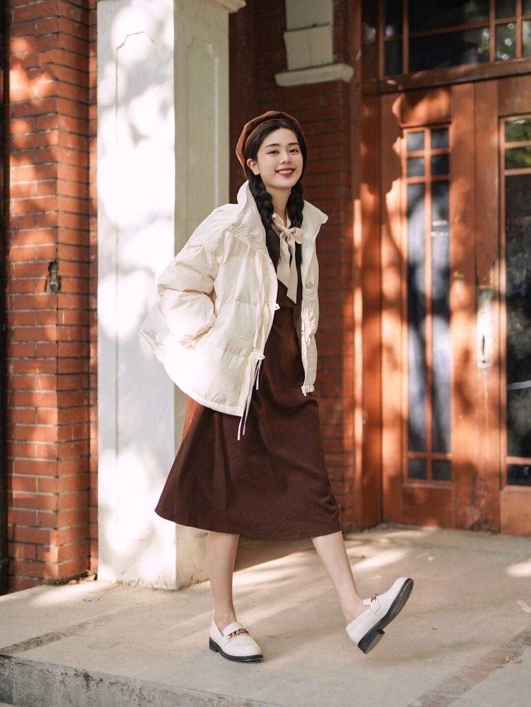 大地色|30+的女人，过冬穿搭要精致减龄，这些技巧更时尚有气质