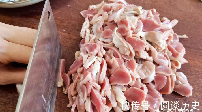 猪肉|三伏天,多吃此肉不长胖,比猪肉便宜,比牛羊肉香,常吃对脾胃好