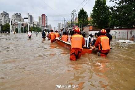 疏散|江西消防疏散转移2000余名被困群众