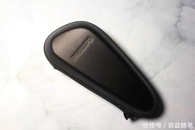 翻开包包给你看,短途出行都带些什么?超级实用的随身好物分享!