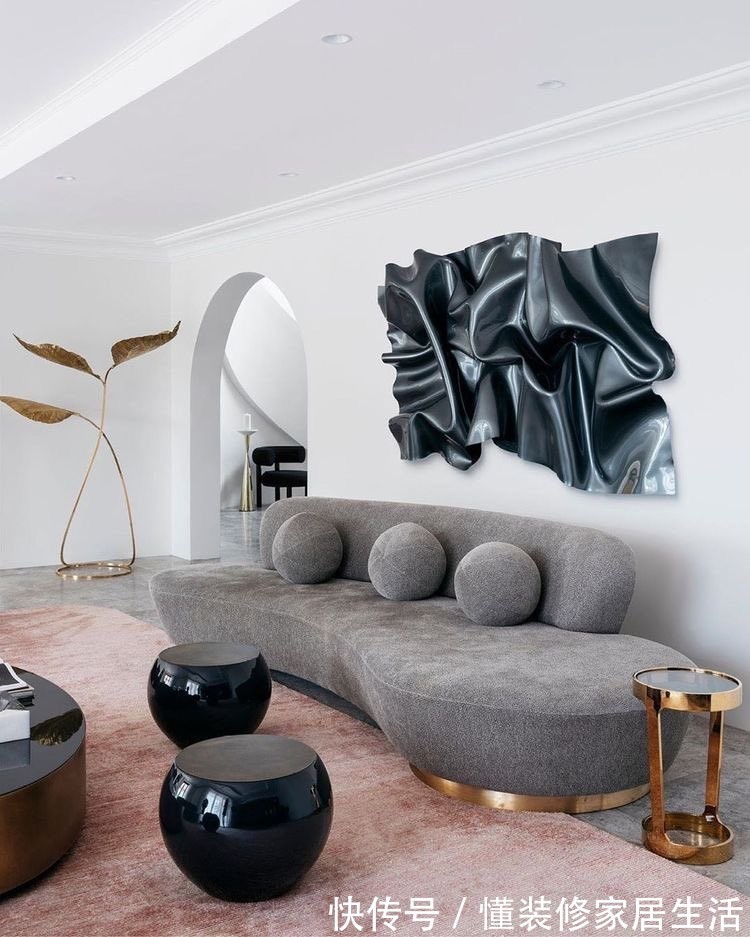 用地台|2021年客厅装修6大流行趋势,照着这些去装,绝不会丢了你的面子