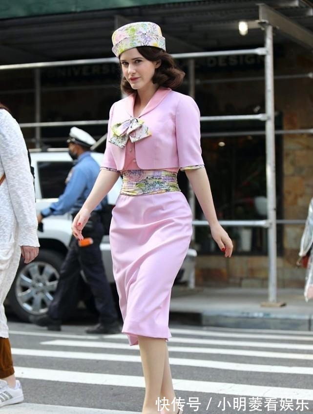 小黄帽|外国人穿衣真时髦，但是版型有点挑人，没点气质还真撑不起来