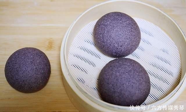 怎么蒸“黑米馒头”,方法其实很简单,一学就会
