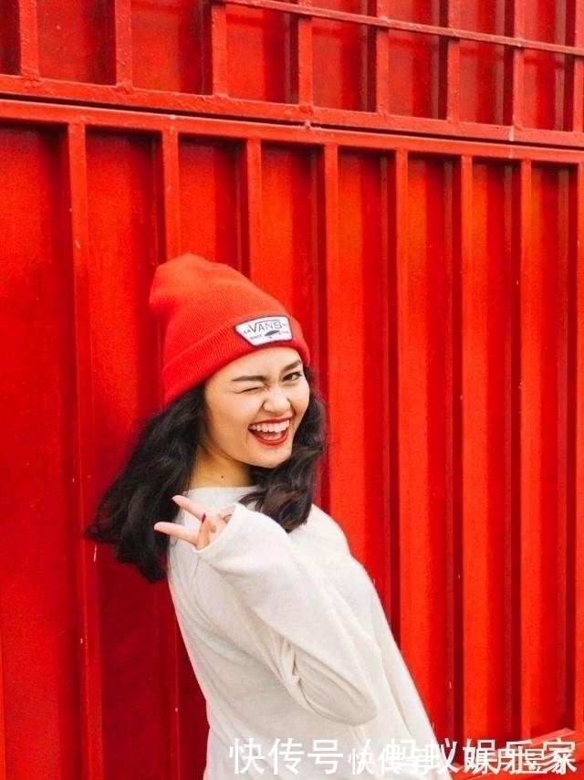 你的脸 这5款发型显得脸小,变精致小脸美女,第2款是男生们的最爱