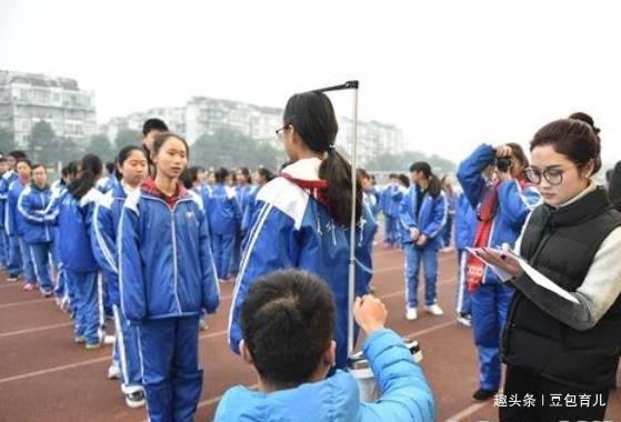 身高|学生们“停止发育”的3个特征,如果全都出现,身高或“已定型”