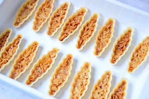 孩子点名要吃的小点心,香甜松脆,一个接一个,好吃的停不下来