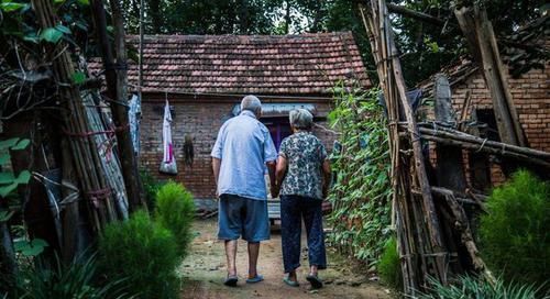 李女士|孩子出生后的“第一抱”，最好别是这5种人，不是迷信有科学依据