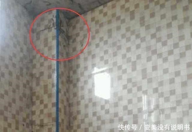 隔音|卫生间包水管,师傅说几块瓷砖一根卡条就能解决,简单好看又隔音!