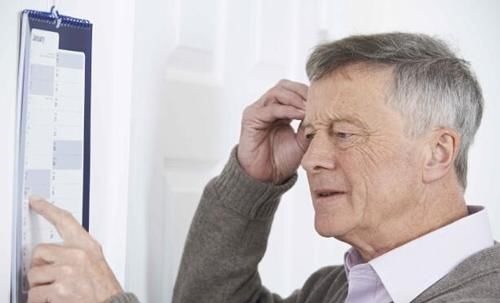 头晕|高血压不是突然到来,晨起出现4个表现,或是它的脚步声,别忽视