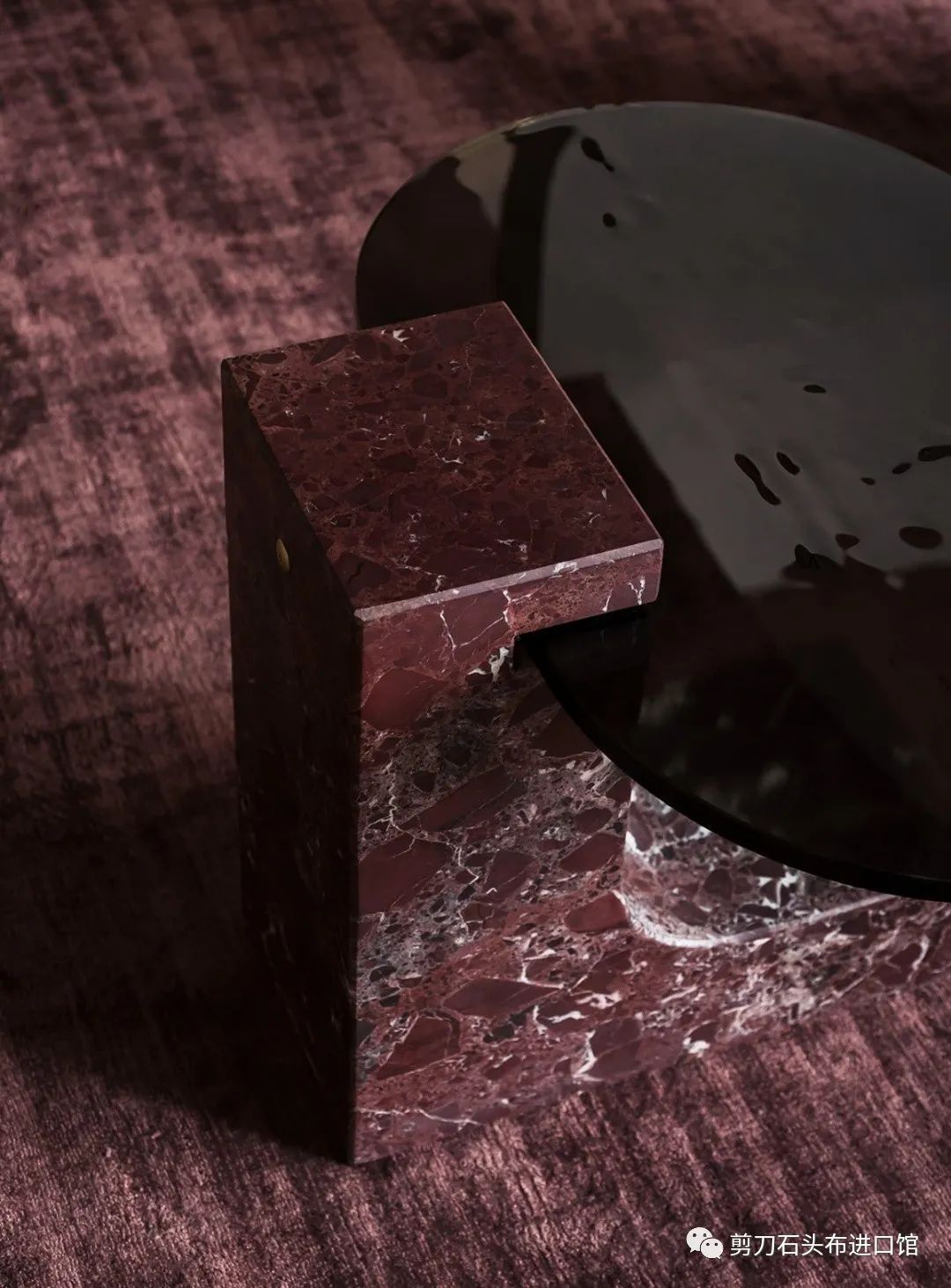 石材|2022年室内家装新趋势,极简风或成“冷门”?