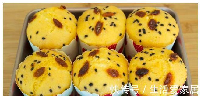 教你做玉米面发糕,简单搅一搅就上锅,做法零失败,比蛋糕还好吃