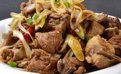 炖牛肉别再一直炖,加一勺“它”连高压锅也免了,牛肉软烂不塞牙