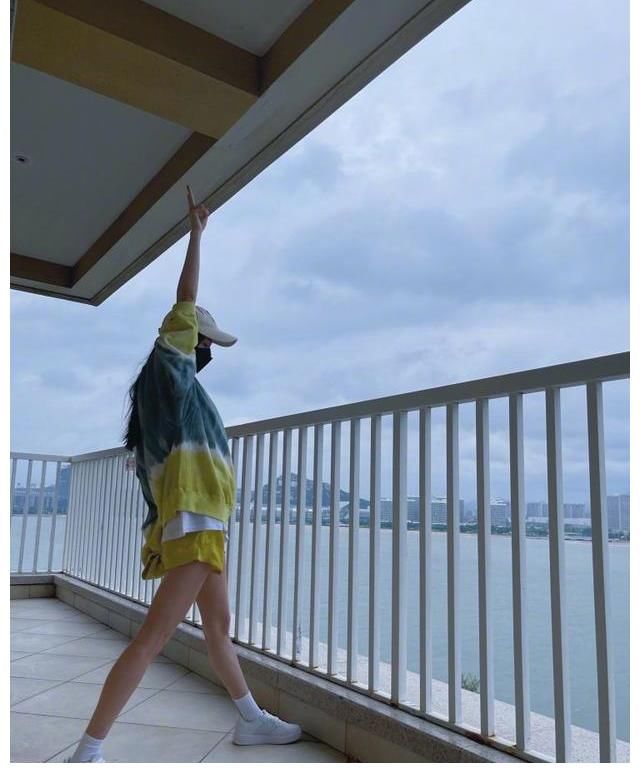 彩排|杨幂八月一日梦醒时分演唱会彩排中