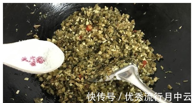 小米椒|包子还是最爱吃老妈做的这馅,比肉馅好吃几倍,出锅我就吃3个!