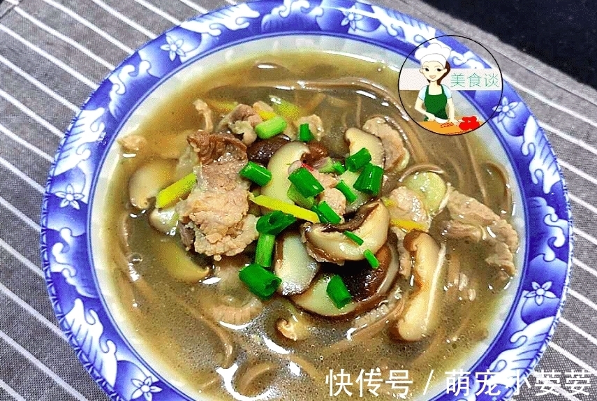 天冷了,这早餐面多做给孩子吃,鲜甜美味又营养,一上午不饿肚子