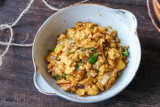  北方人看到这道菜两眼放光，南方人表示：不敢尝试