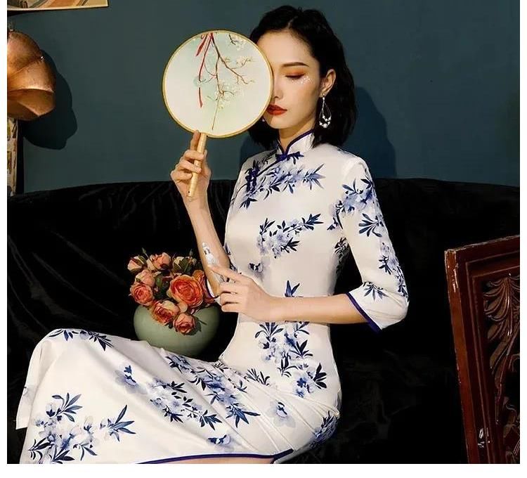 形神|如果有人问你旗袍美在哪里，你可以这样告诉她，像形神不及艺术美