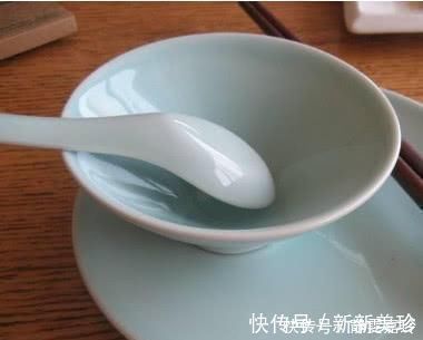 我家洗碗从来不用洗洁精，教你2毛钱自制一大瓶，比买的还好用