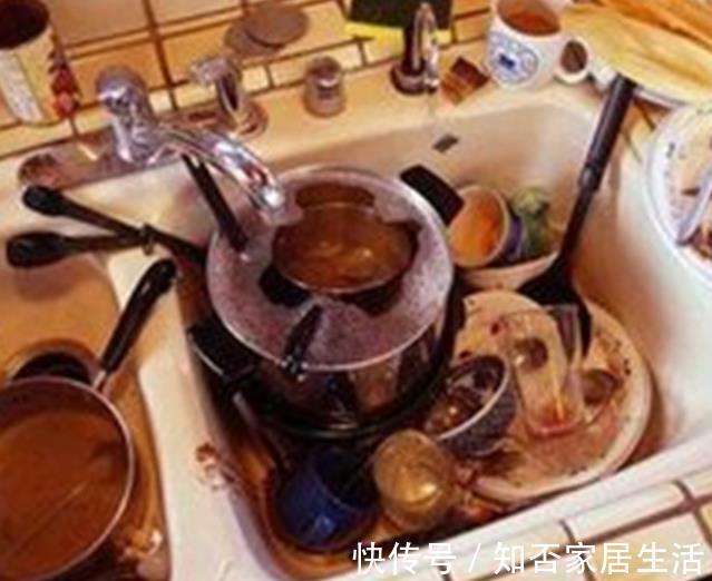 厨房|武汉发现一户人家厨房,布置得干净整洁又实用,拍下来给大家晒晒