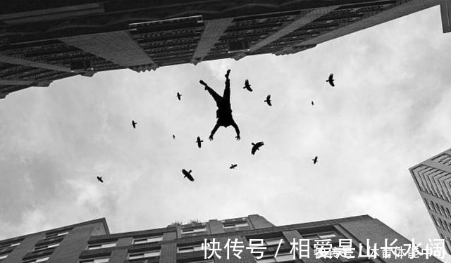 坠楼|妈妈趁3岁二胎睡着,送大宝上学,却再也没机会听小宝呼唤妈妈了!