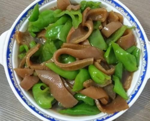 冬天,吃大鱼大肉不如它,每天炒一盘,营养极高,滋补又馋人