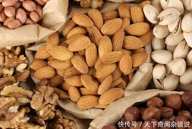  该准备宅家囤货的零食了，这5种推荐买齐，应有尽有不用担心