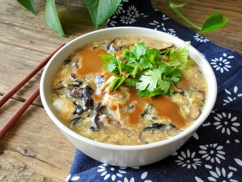 爱吃豆腐脑，不用花钱出去买，自己在家也能做，好吃又实惠