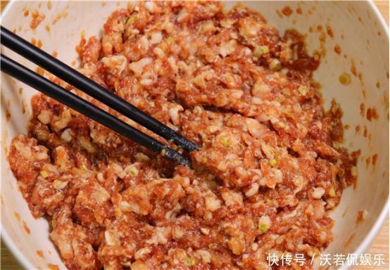 调料|饭店不外传的调饺子馅诀窍,没有复杂工序和调料,肉馅鲜嫩无腥味