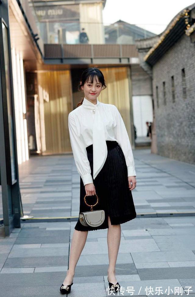 搭配 别再为日常穿搭找借口,两色系搭配也能穿出高级感,你学会了吗