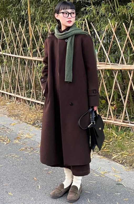 搭配 讲真的,冬天还是穿毛呢大衣更洋气,这些搭配温柔优雅又有格调