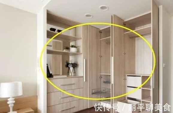 装修|新房子装修,木工师傅非要做平开门衣柜,后来用着才知道好!