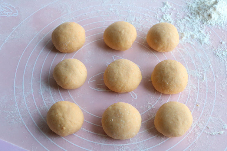  面食新吃法，比面包简单，比油条好吃，我家隔三差五就做，太香了