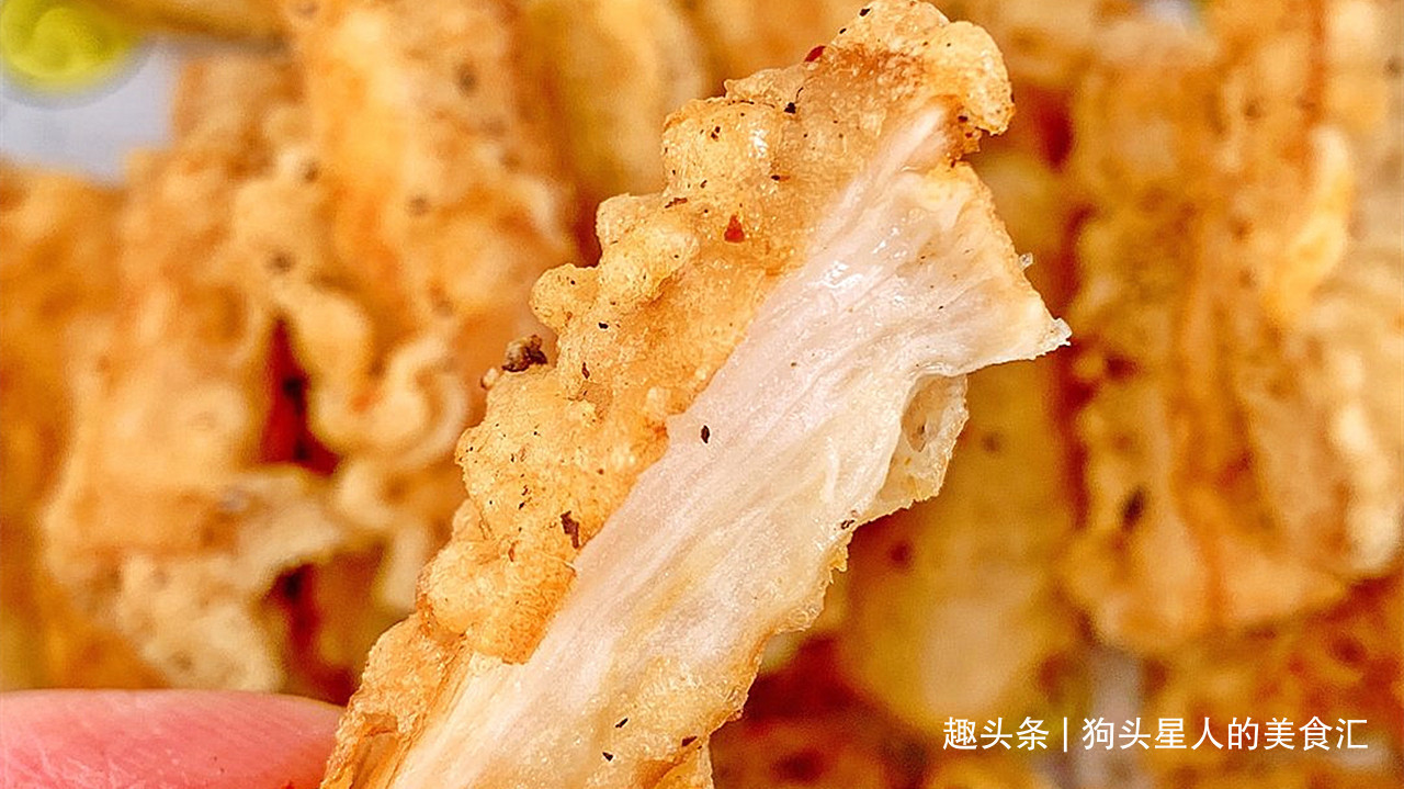 杏鲍菇美味零食做法，家人每周都要吃，外酥里嫩，给肉都不换