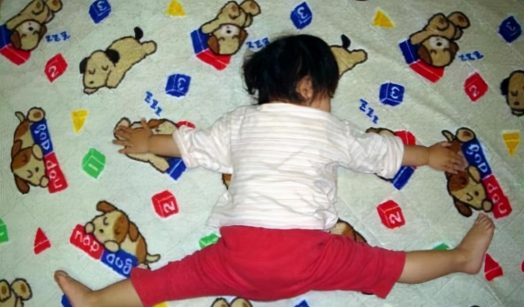 小宝宝|有种“热”叫孩子爱踢被子,其实不止热,娃有“苦衷”妈妈不知