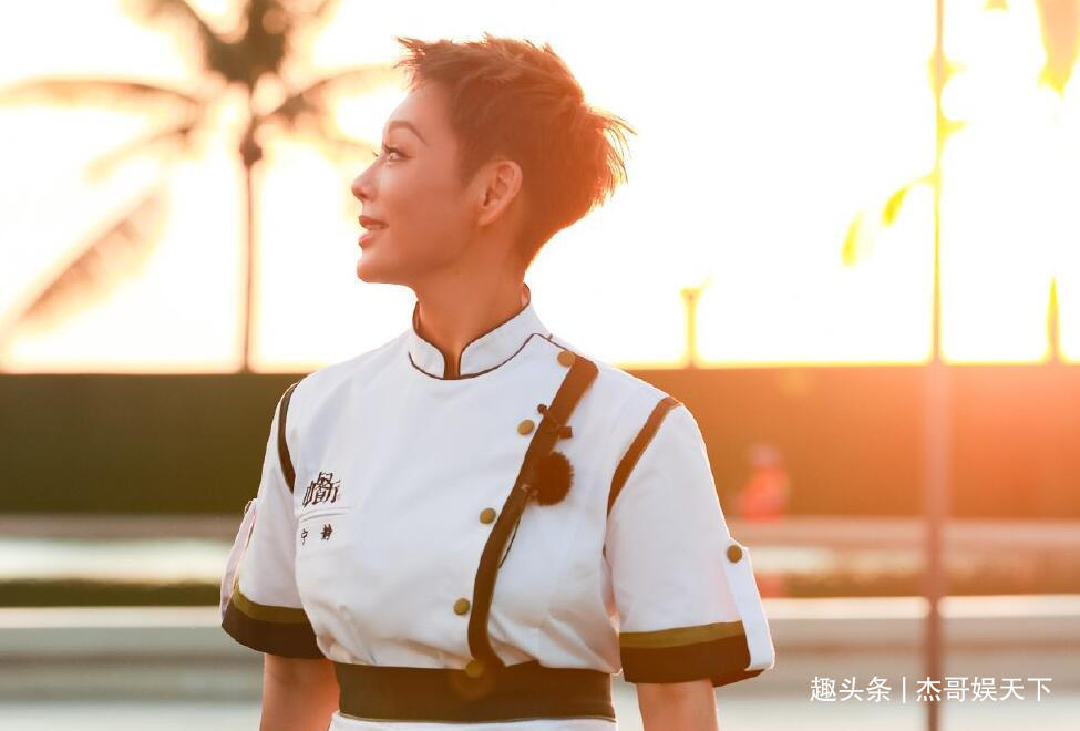 黃曉明耍心眼,丁真動機不純,《中餐廳》收官只能靠周也勉強挽尊