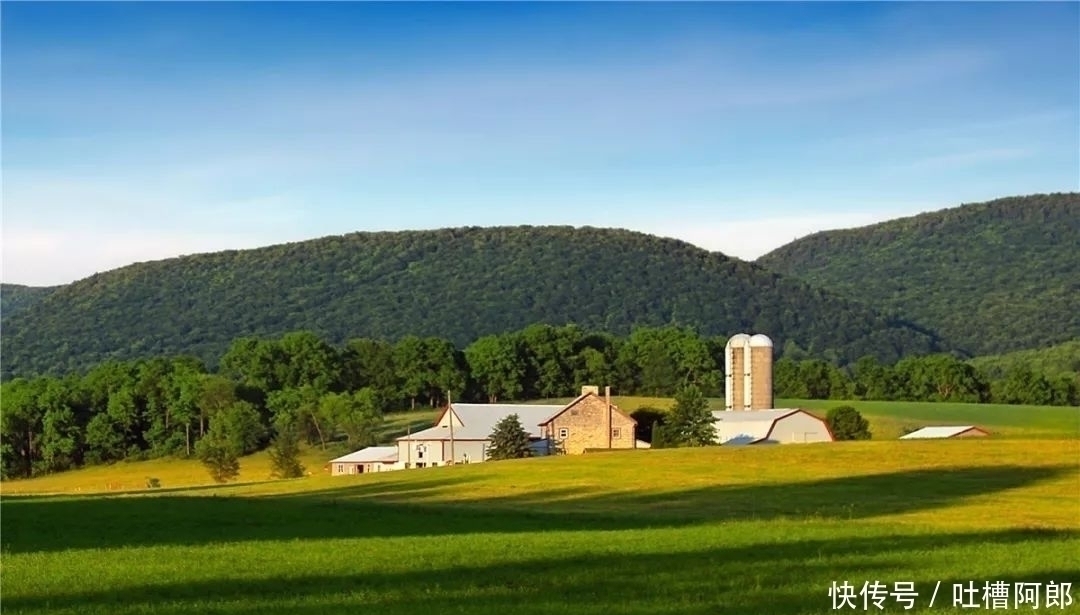 陶渊明集#陶渊明的一首诗,诗中无酒句句让人醉,写出了人最舒服的状态