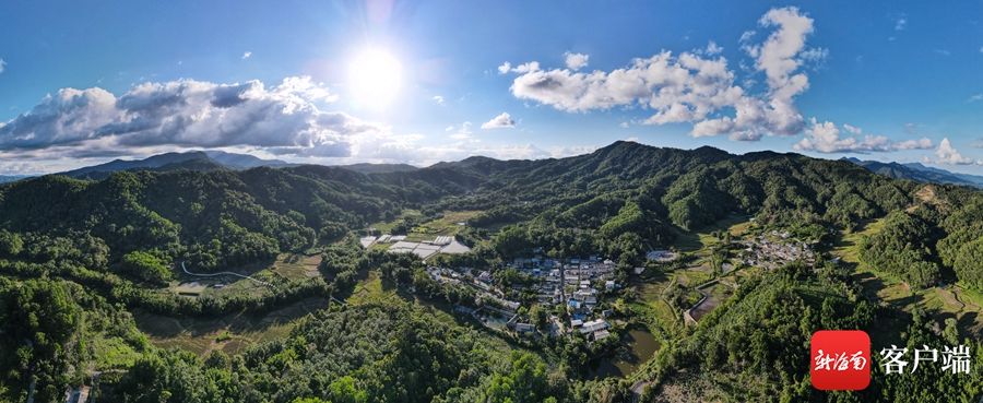 琼中什寒村：昔日贫困小山村 蜕变为“中国最美乡村”|瞰海南 | 海南