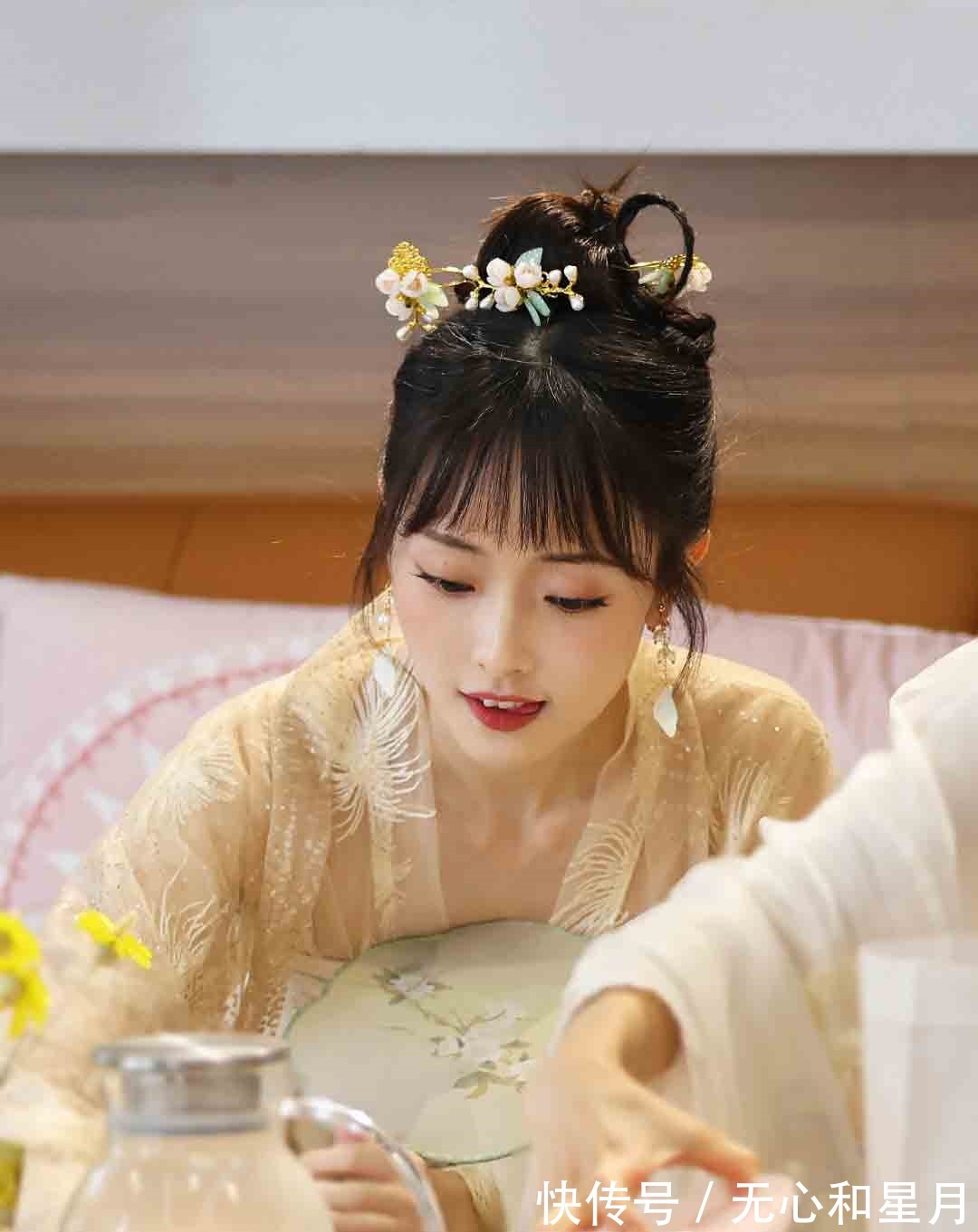 综艺|王路晴新综艺《阳光姐妹淘》今日开播 与闺蜜宣璐入住阳光小屋