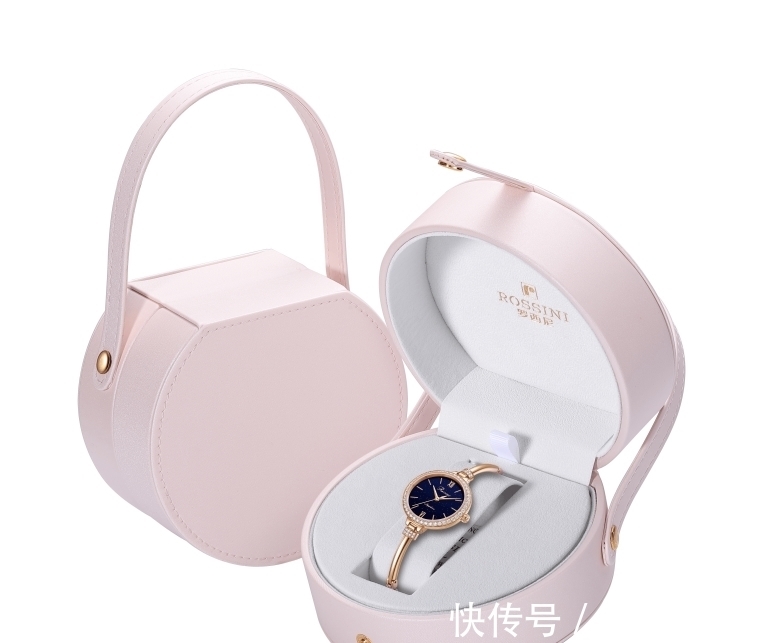 气质icon 直男无法理解的小提包,是怎样让你变身气质icon的?