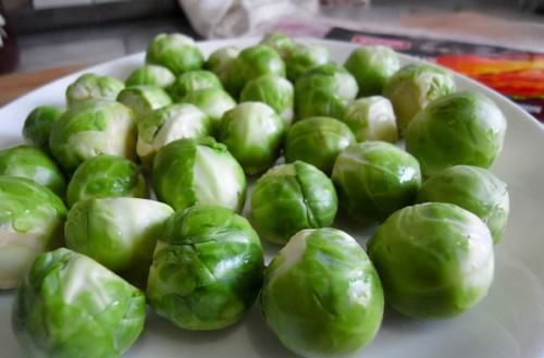 女性不愿老太快，要经常吃3种食物，美容养颜、增强体质！