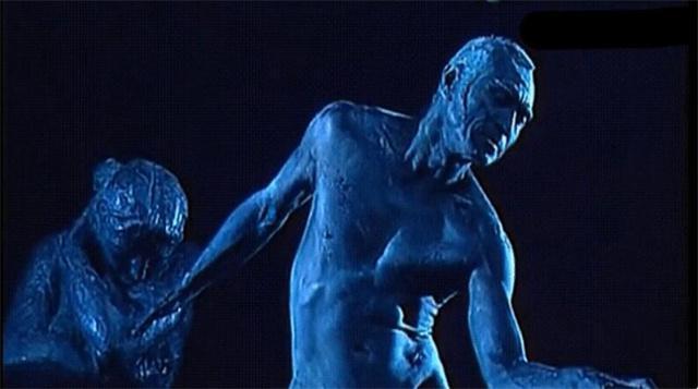 雕塑|“中国最酷大爷”爆红,79岁上T台,85岁开飞机,80岁像18岁一样