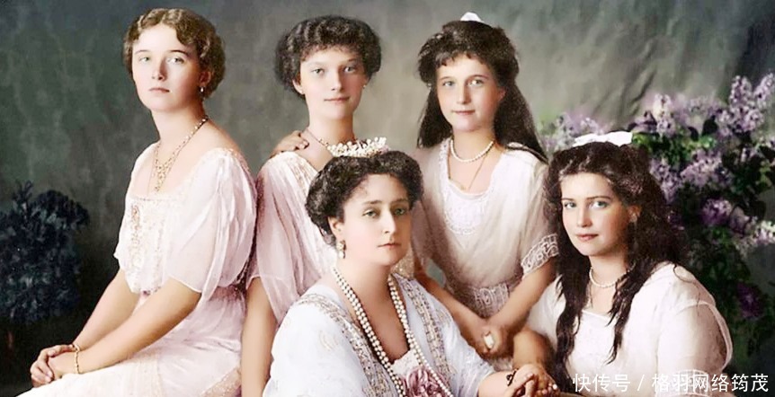 尼古拉二世|末代沙皇全家珍贵照片,皇后美丽动人,四位公主更加迷人