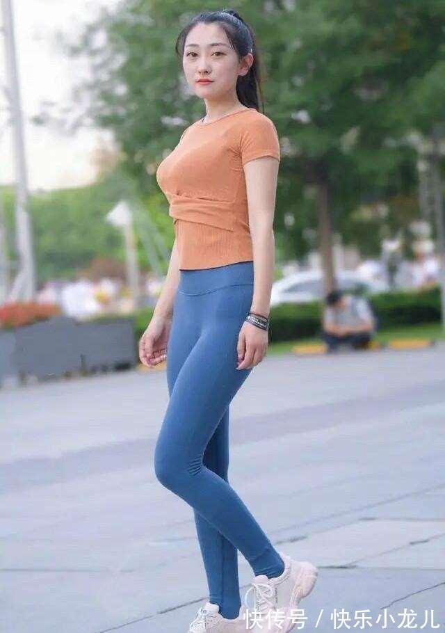 美腿 优雅自信的打底裤随意休闲感十足,凸显修长美腿,气质不凡