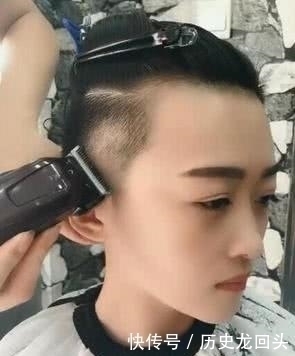 女孩|16岁女孩被称“假小子”,接上长发的那一刻太美,让我移不开眼