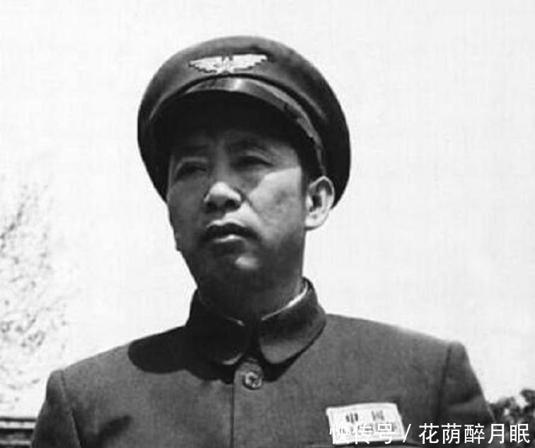红一军团红|当年的师长和政委，20年后政委授予上将军衔，师长的结局令人唏嘘