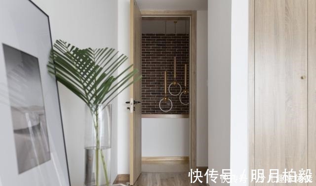 空间|220㎡原木风设计,4室2厅3卫,一进门,就被客厅迷住了!